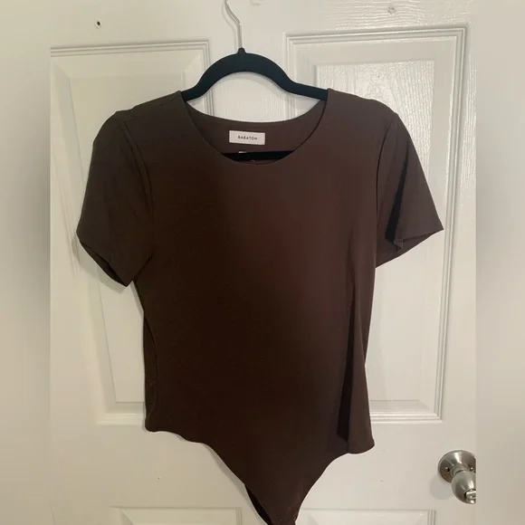 Babaton Contour Crew Shortsleeve Bodysuit (Rich Mocha Brown)- XL. Never worn. - Picture 3 of 5